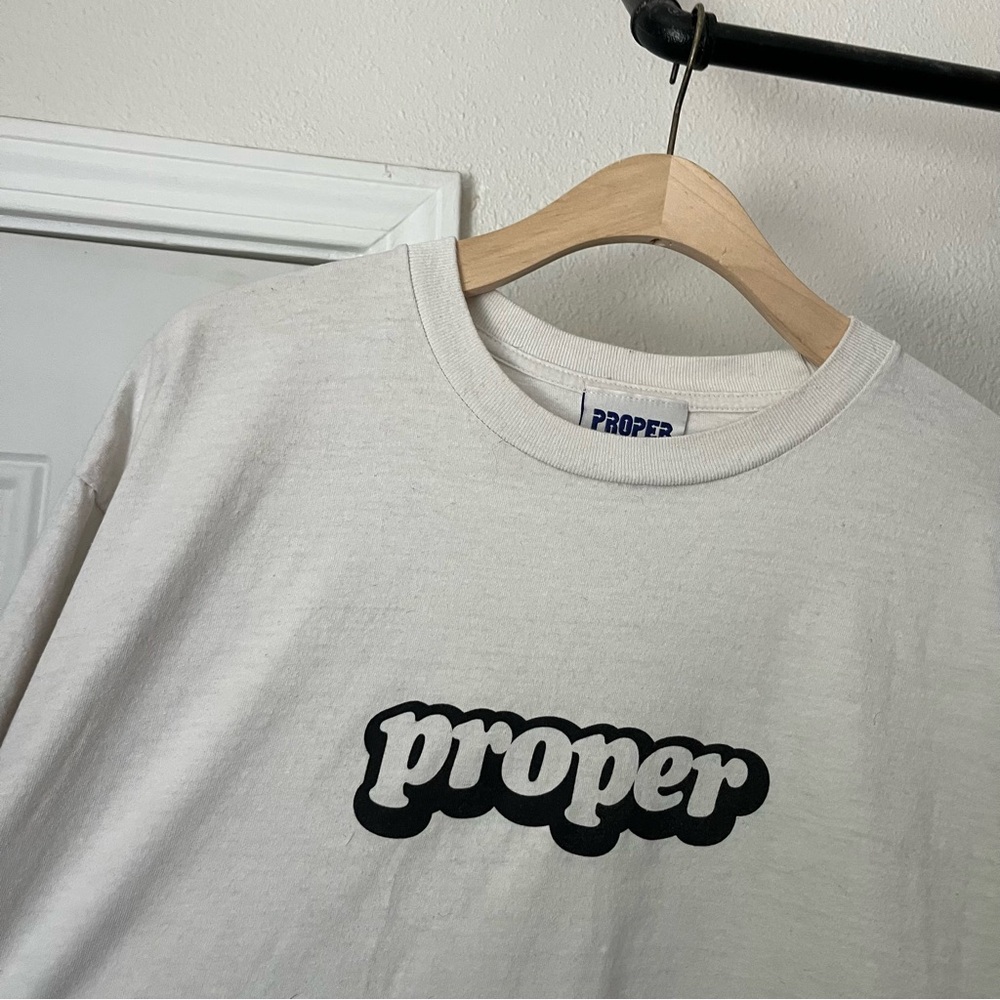 PROPER CLOTHING white logo text crew neck short‎ sleeve tee tshirt - Picture 2 of 3